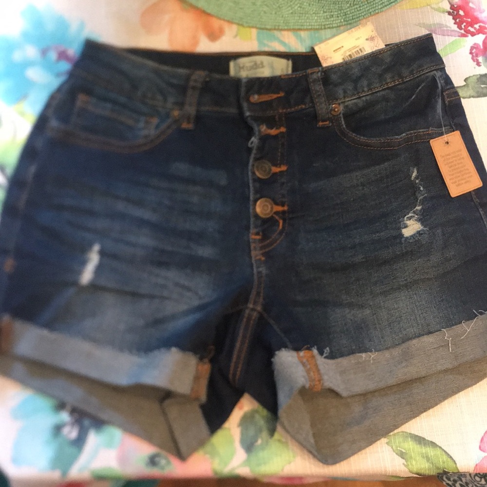 Mud flex stretch shorts size 5!!!